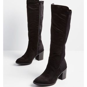 BNWT Chinese Laundry Black Knee High Boots
